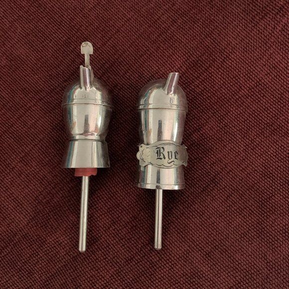 2 Vintage 1950s Liquor Pourer bottle stopper spout jigger Chrome Mr Bartender - Picture 1 of 16